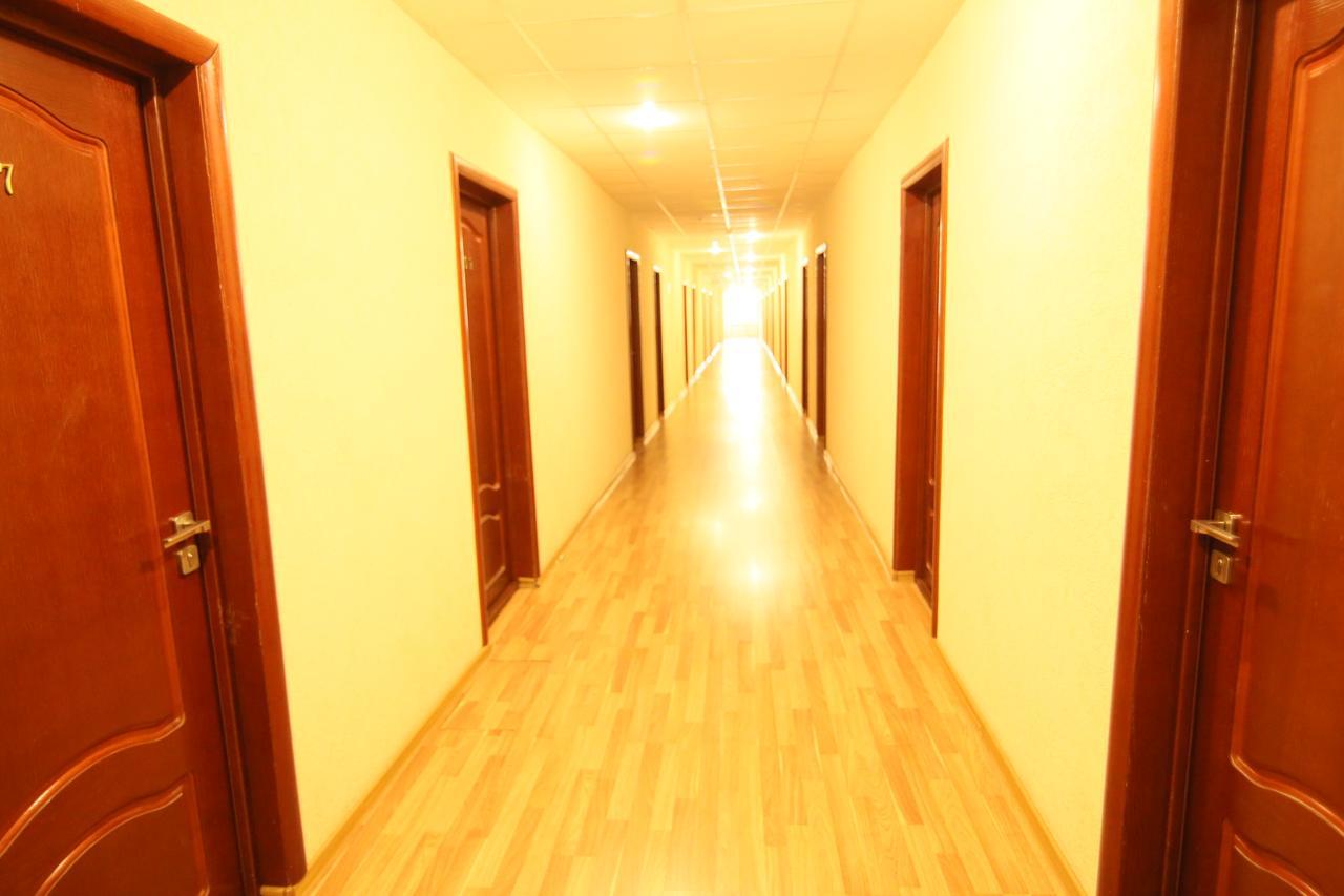 Hotel Center On Korolya Minsk Bagian luar foto