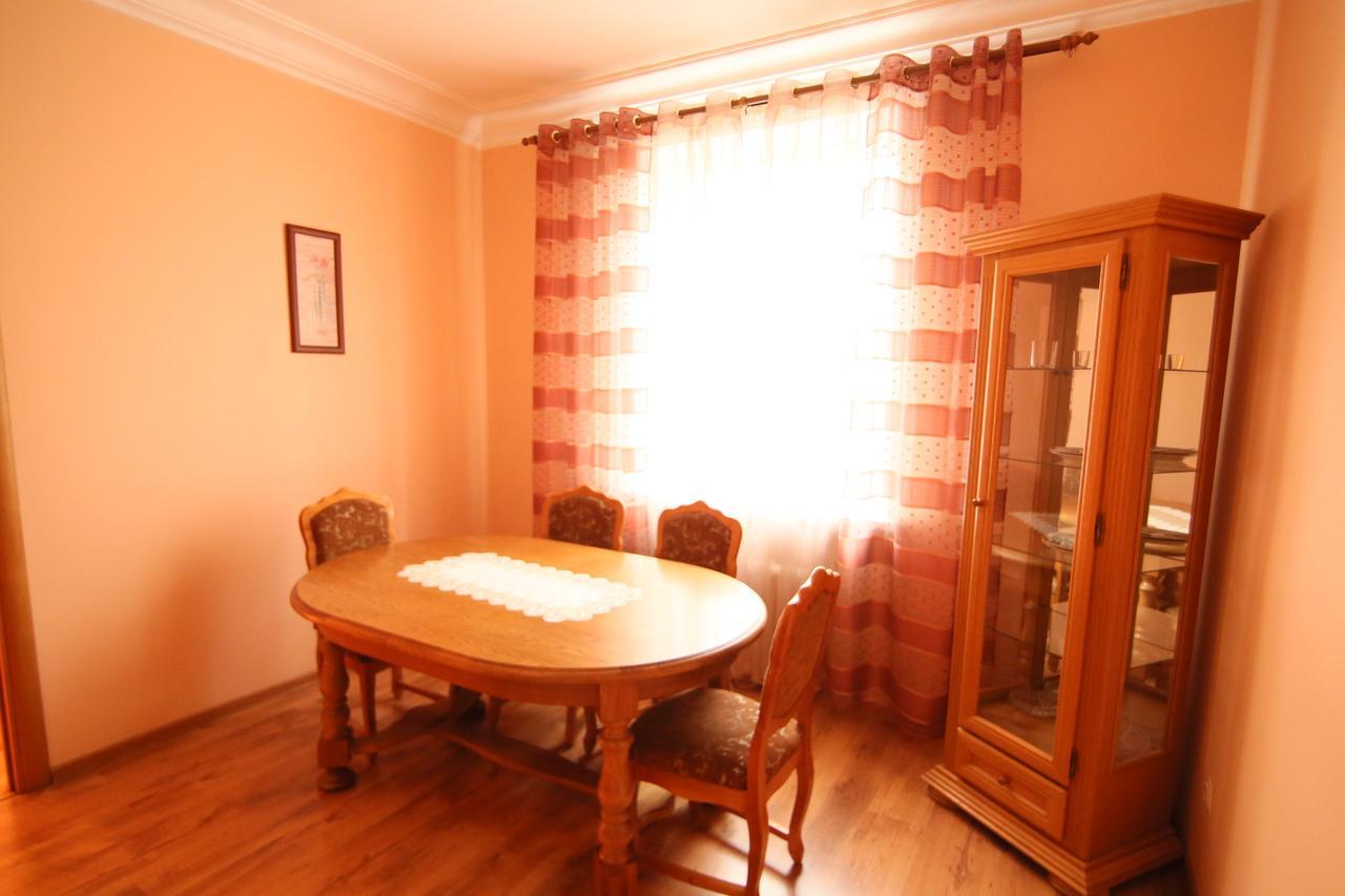 Hotel Center On Korolya Minsk Bagian luar foto